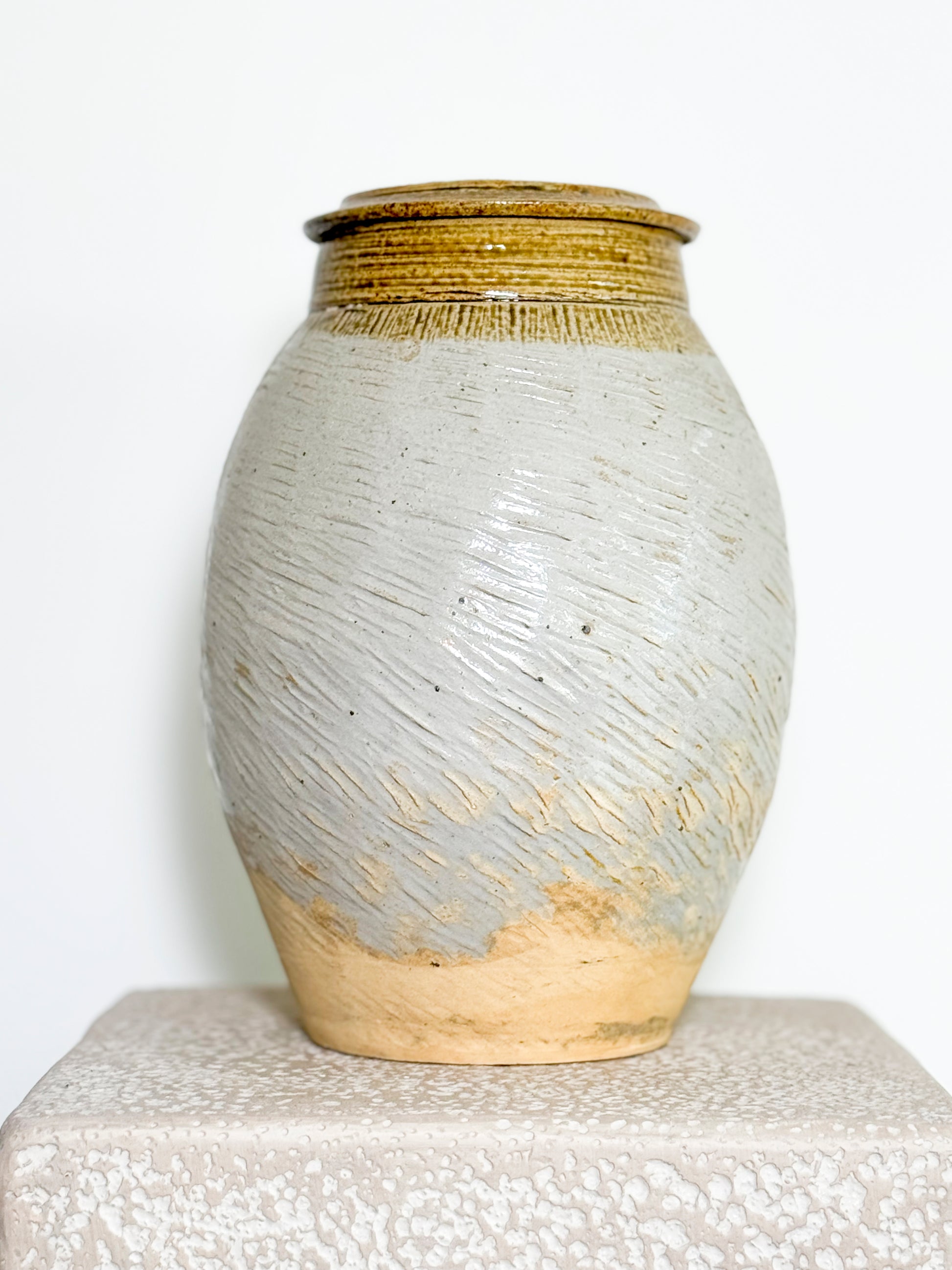 antique homeware / antique homewares	
decorative antiques	
art and objects	
timeless home decor found objects decor
vintage home accessories
antique art	
sculptural home objects	
modern rustic interiors art and antiques London, collectible home objects, curated furniture, interior styling decor antique sourcing London, interior styling objects UK, sustainable homeware, curated interiors London