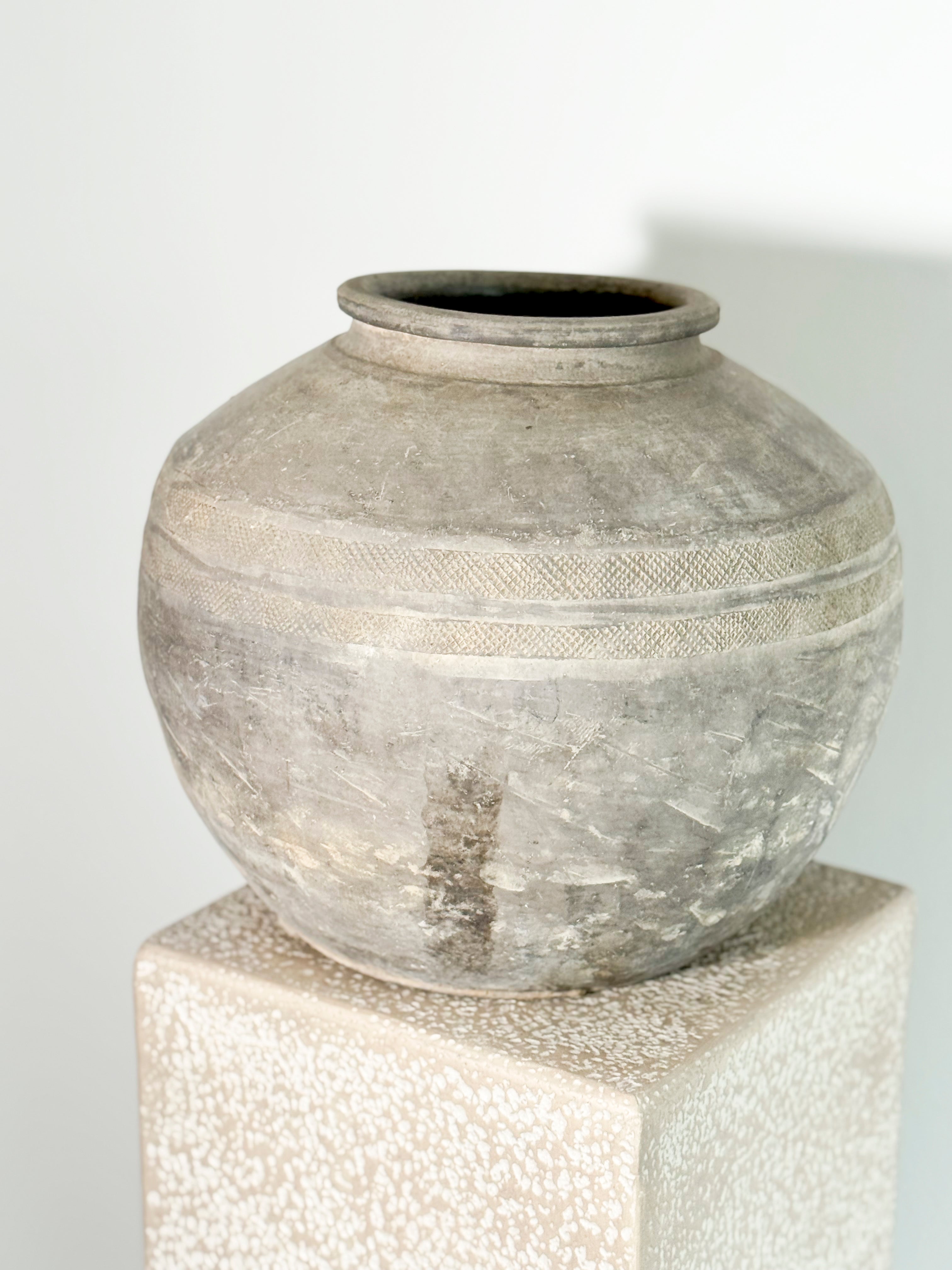 Chinese Warring States Pottery Jar. Antique Pottery