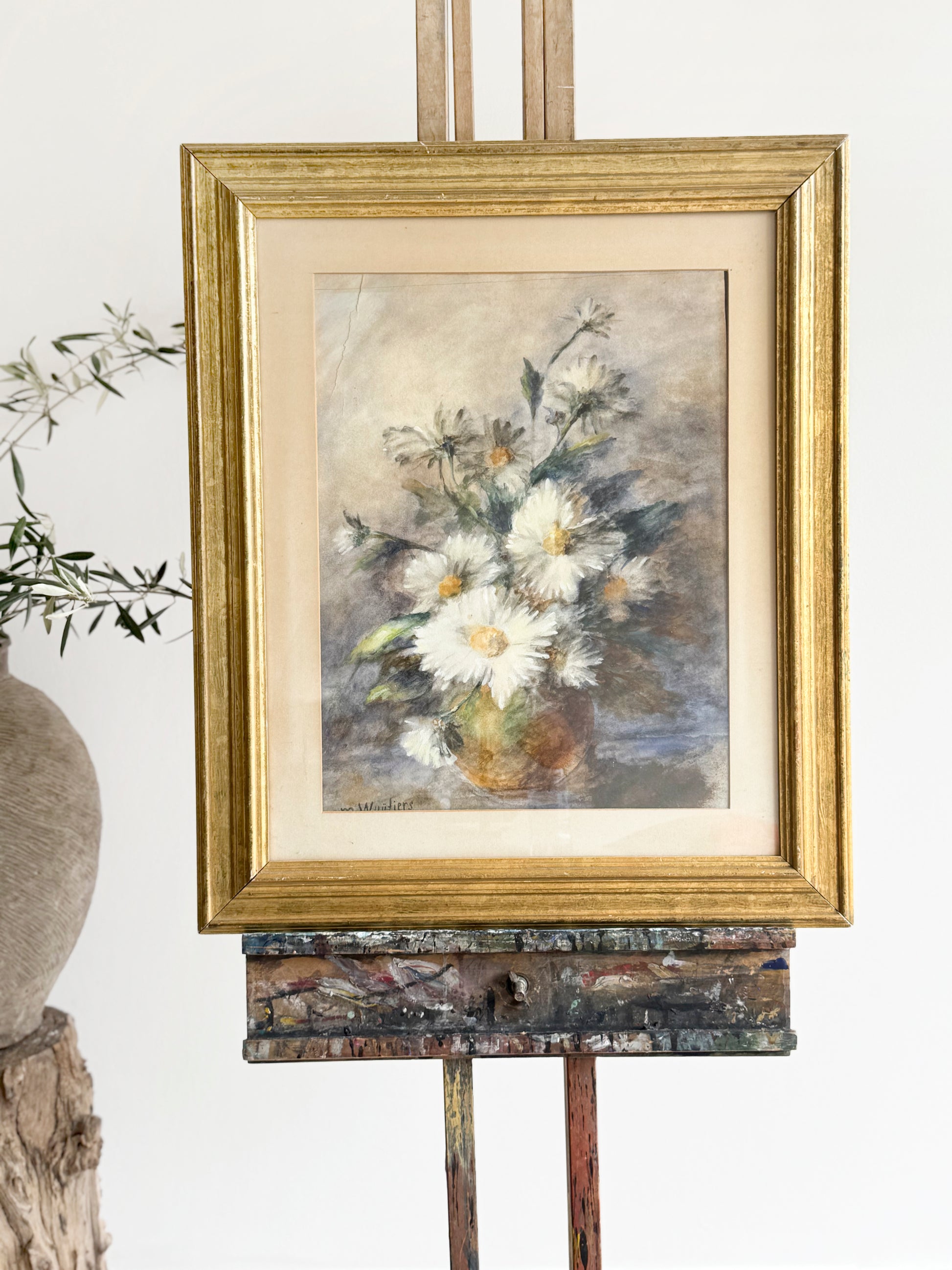 Online vintage art, daisies in a vase 