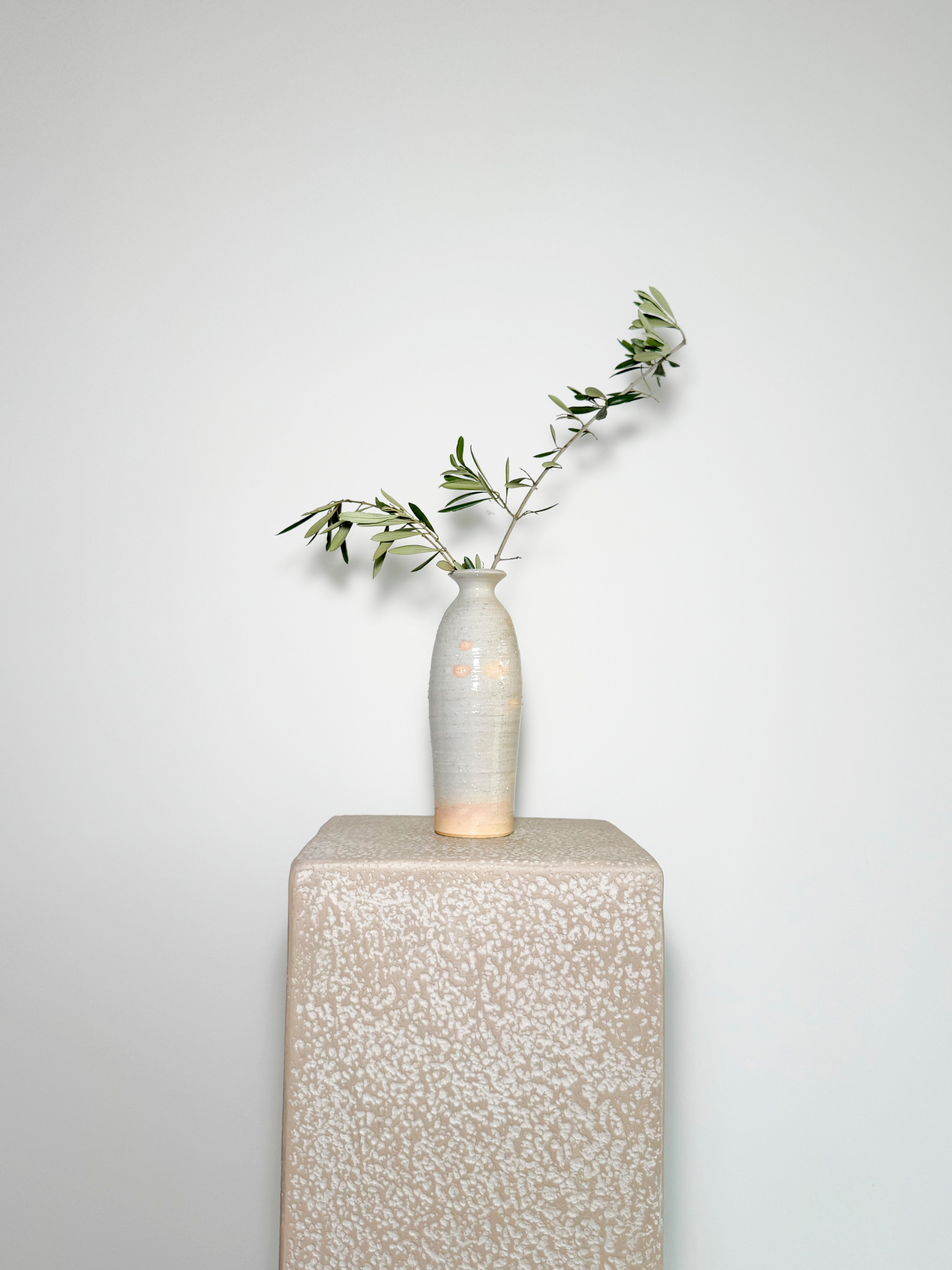 Two tone japanese ceramic bottle. Studio pottery Sussex