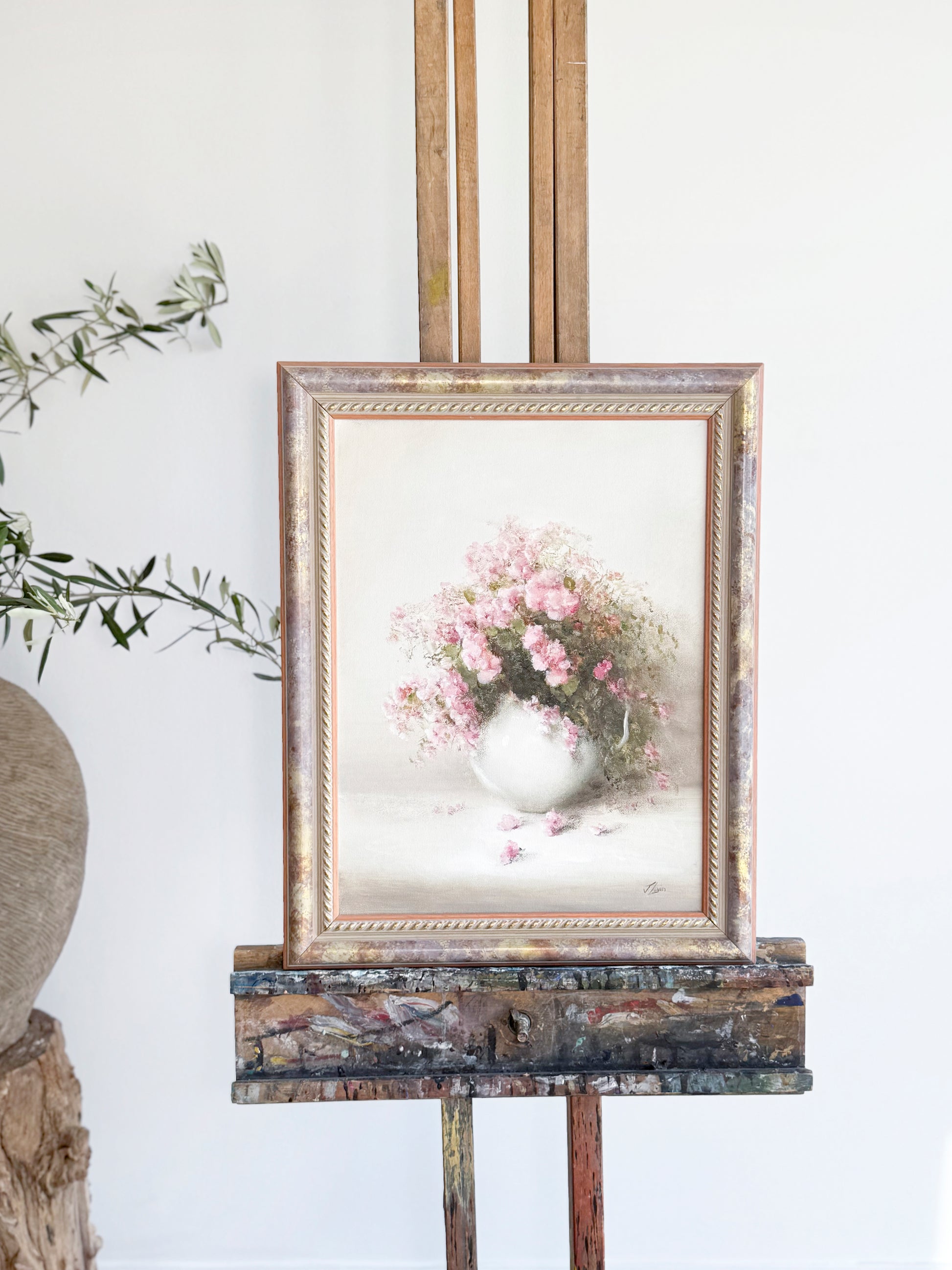 antiques London	
homeware shop London
interior styling objects London and Sussex
antique sourcing UK	
curated antiques	
antique homeware / antique homewares	
decorative antiques	
art and objects	
timeless home decor found objects decor
vintage home accessories
antique art	
sculptural home objects	