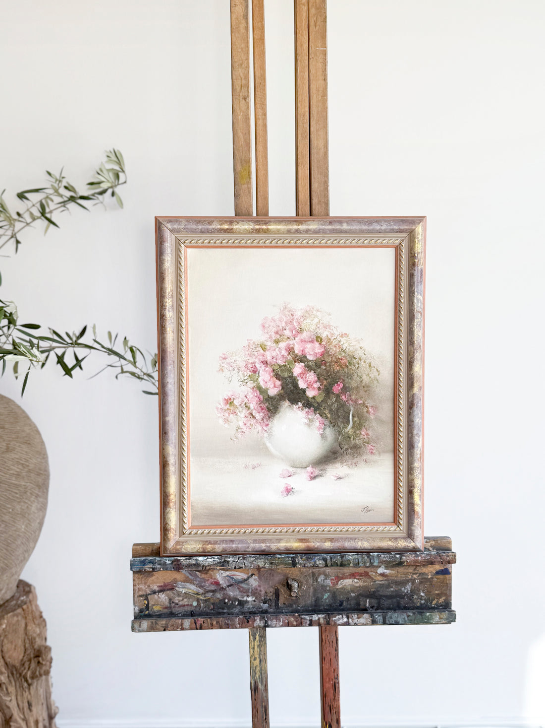 antiques London	
homeware shop London
interior styling objects London and Sussex
antique sourcing UK	
curated antiques	
antique homeware / antique homewares	
decorative antiques	
art and objects	
timeless home decor found objects decor
vintage home accessories
antique art	
sculptural home objects	