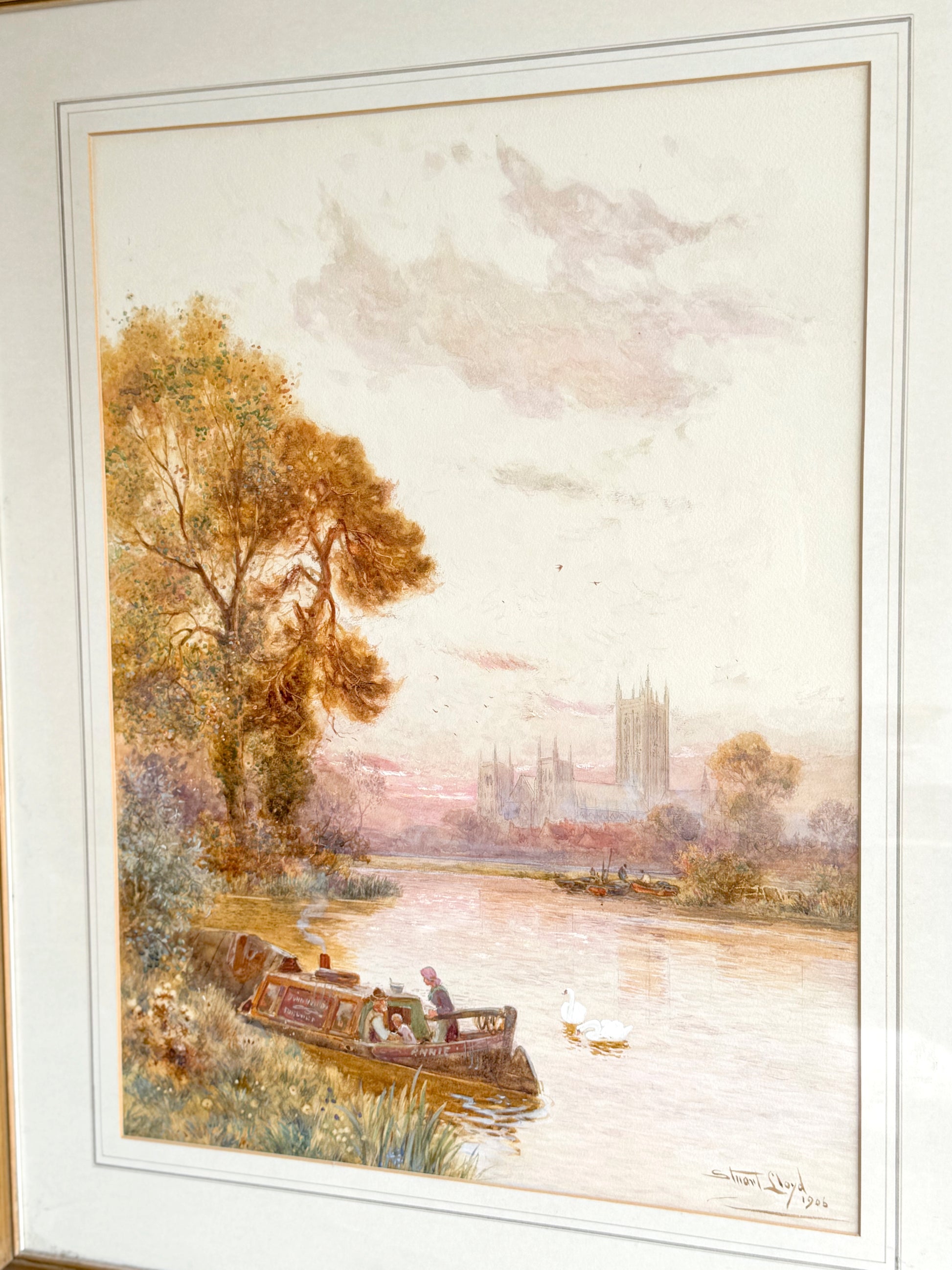 antiques London	
homeware shop London
interior styling objects London and Sussex
antique sourcing UK	
curated antiques	
antique homeware / antique homewares	
decorative antiques	
art and objects	
timeless home decor found objects decor
vintage home accessories
antique art	