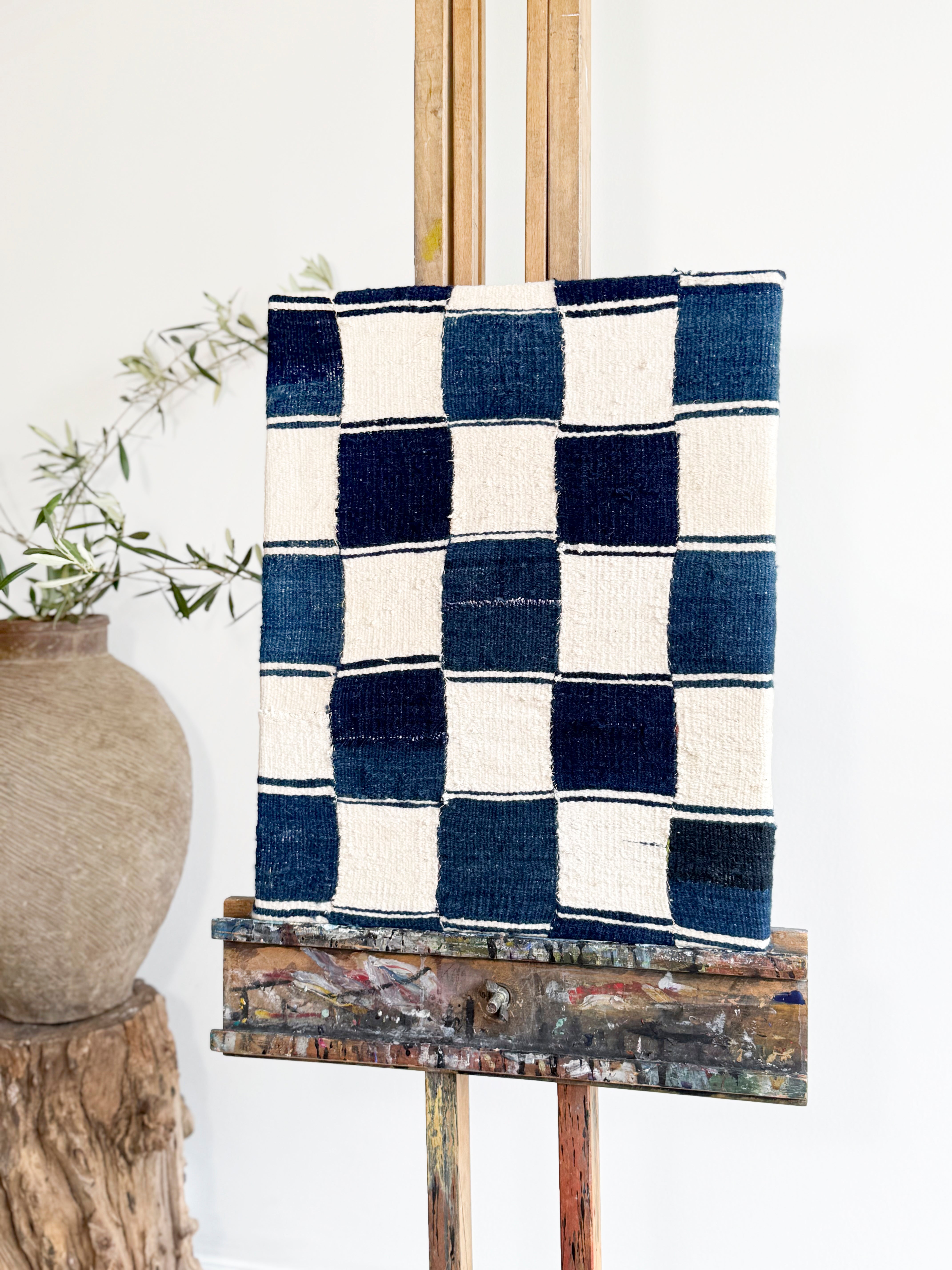 antiques London	
homeware shop London
interior styling objects London and Sussex
antique sourcing UK	
curated antiques	
antique homeware / antique homewares	
decorative antiques	
art and objects	
timeless home decor found objects decor
vintage home accessories
antique art	