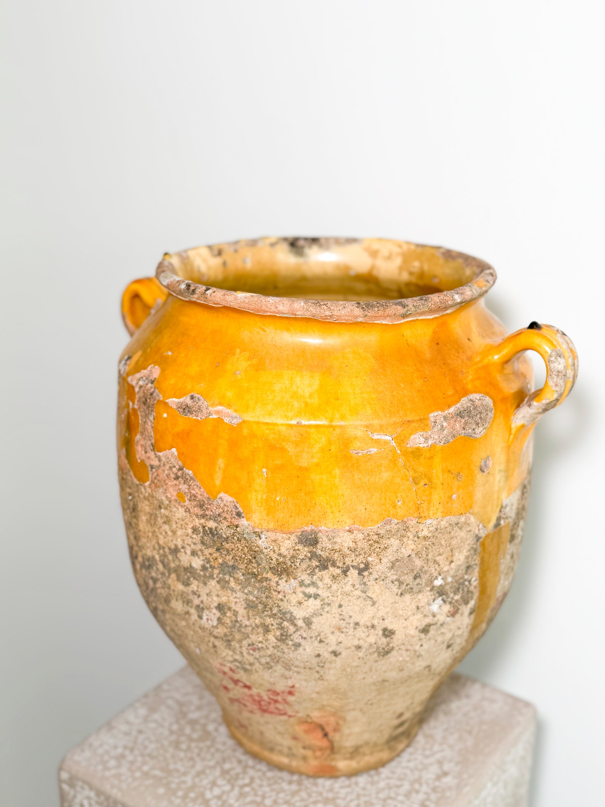 Large French Confit Pot. Vintage homewares in West Sussex