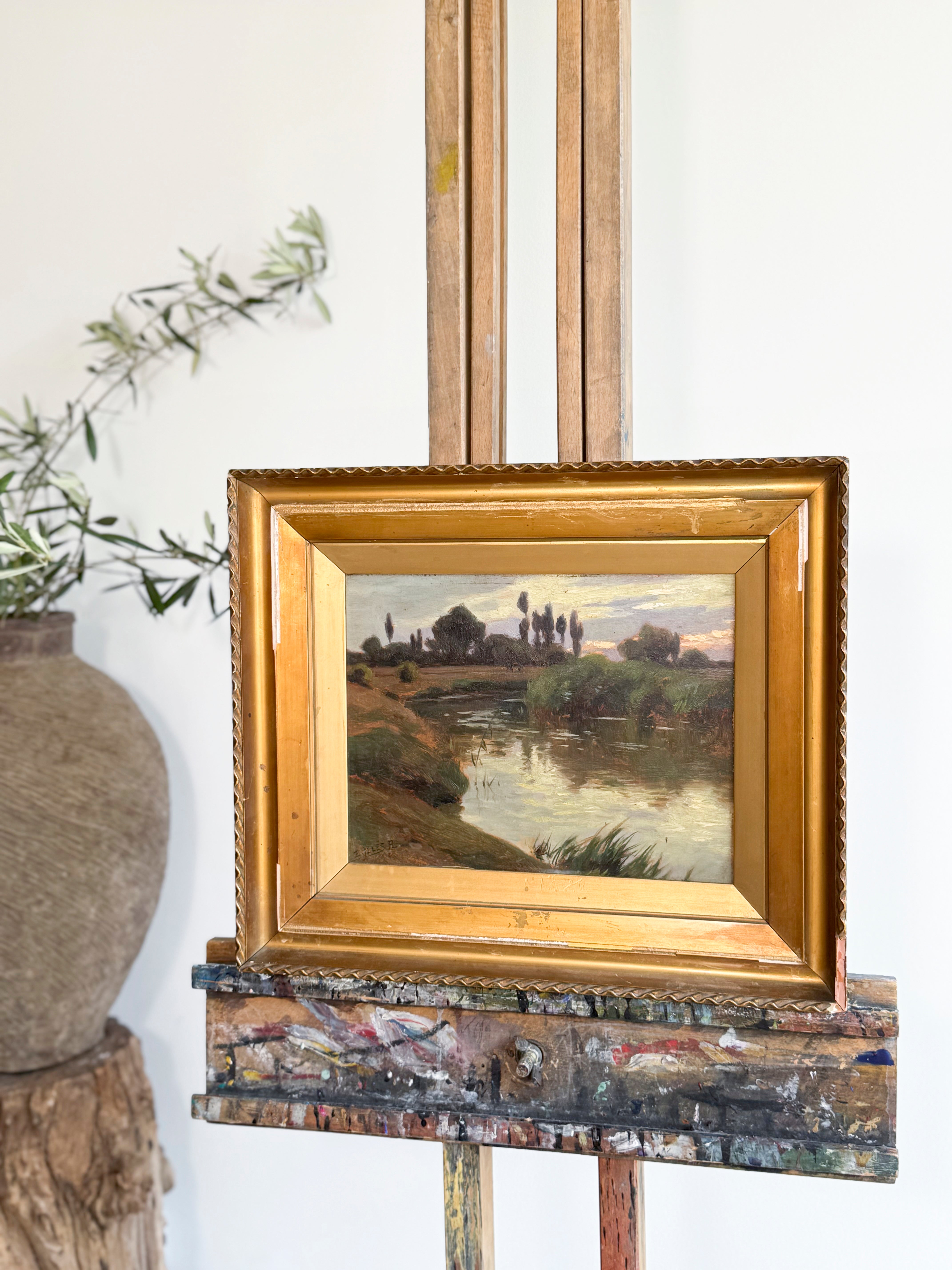 antiques London	
homeware shop London
interior styling objects London and Sussex
antique sourcing UK	
curated antiques	
antique homeware / antique homewares	
decorative antiques	
art and objects	
timeless home decor found objects decor
vintage home accessories
antique art	
sculptural home objects	