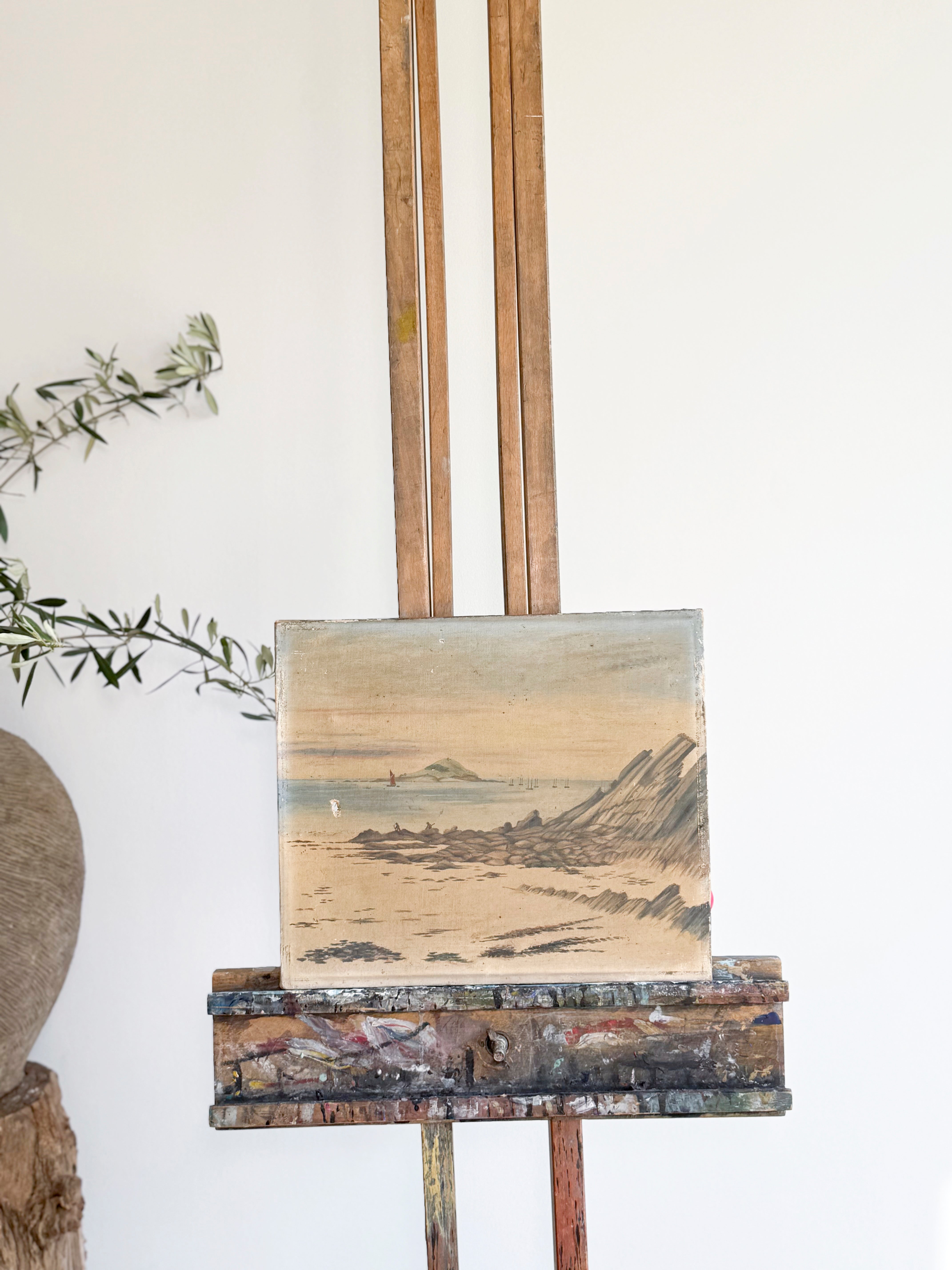 antiques London	
homeware shop London
interior styling objects London and Sussex
antique sourcing UK	
curated antiques	
antique homeware / antique homewares	
decorative antiques	
art and objects	
timeless home decor found objects decor
vintage home accessories
antique art	
sculptural home objects	