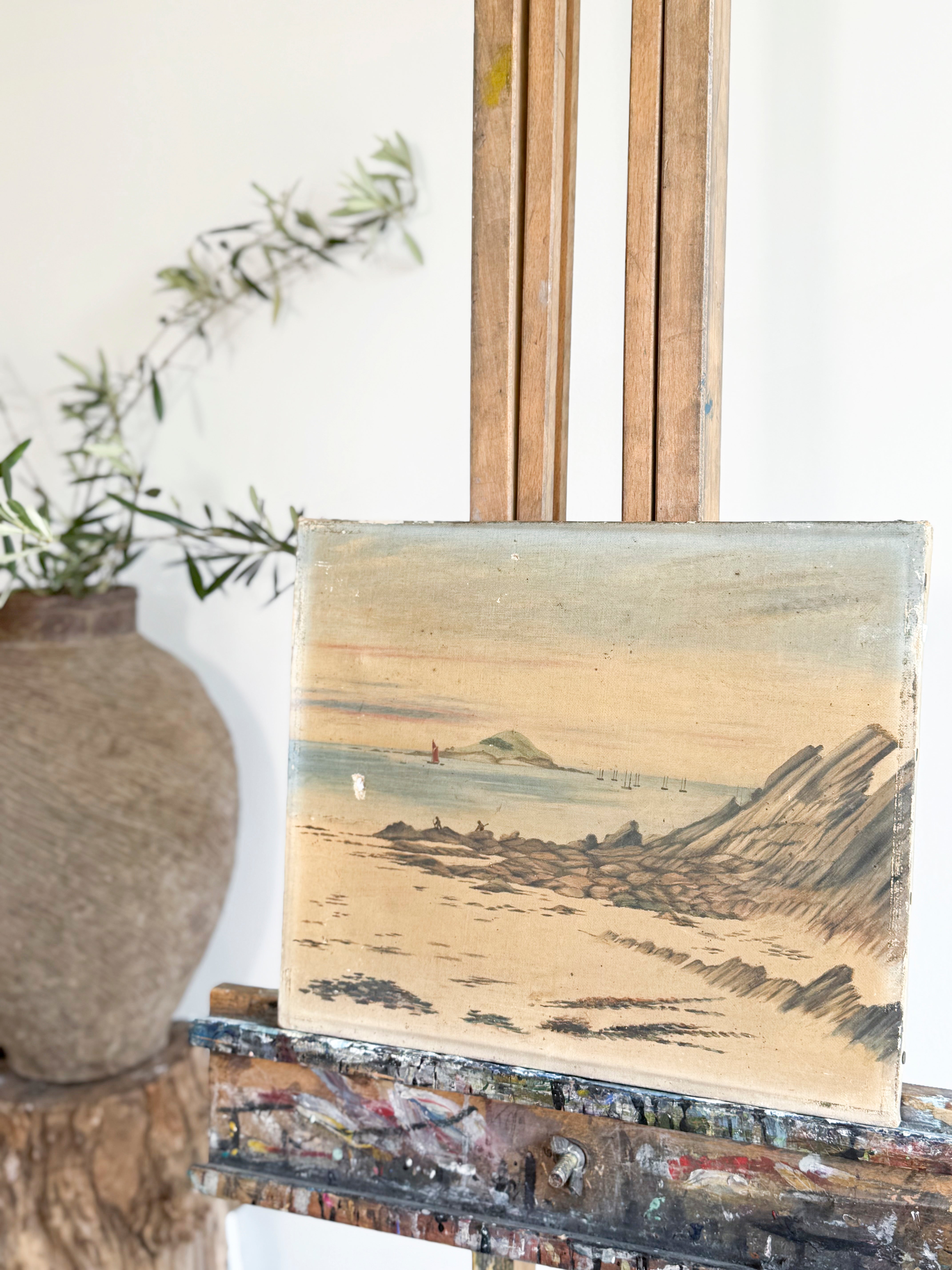 antiques London	
homeware shop London
interior styling objects London and Sussex
antique sourcing UK	
curated antiques	
antique homeware / antique homewares	
decorative antiques	
art and objects	
timeless home decor found objects decor
vintage home accessories
antique art	
sculptural home objects	