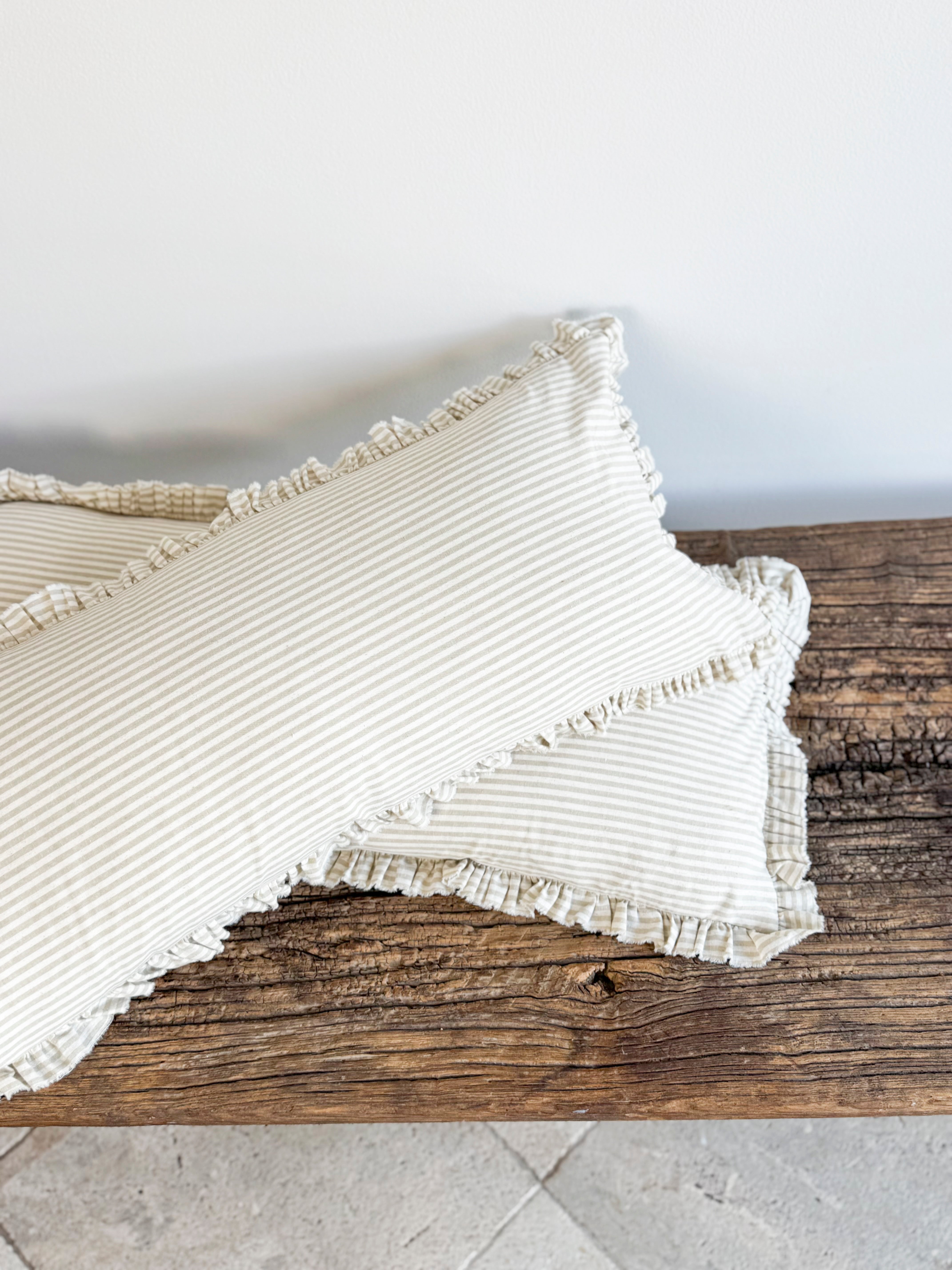 Darcy cotton cushion cover with filler