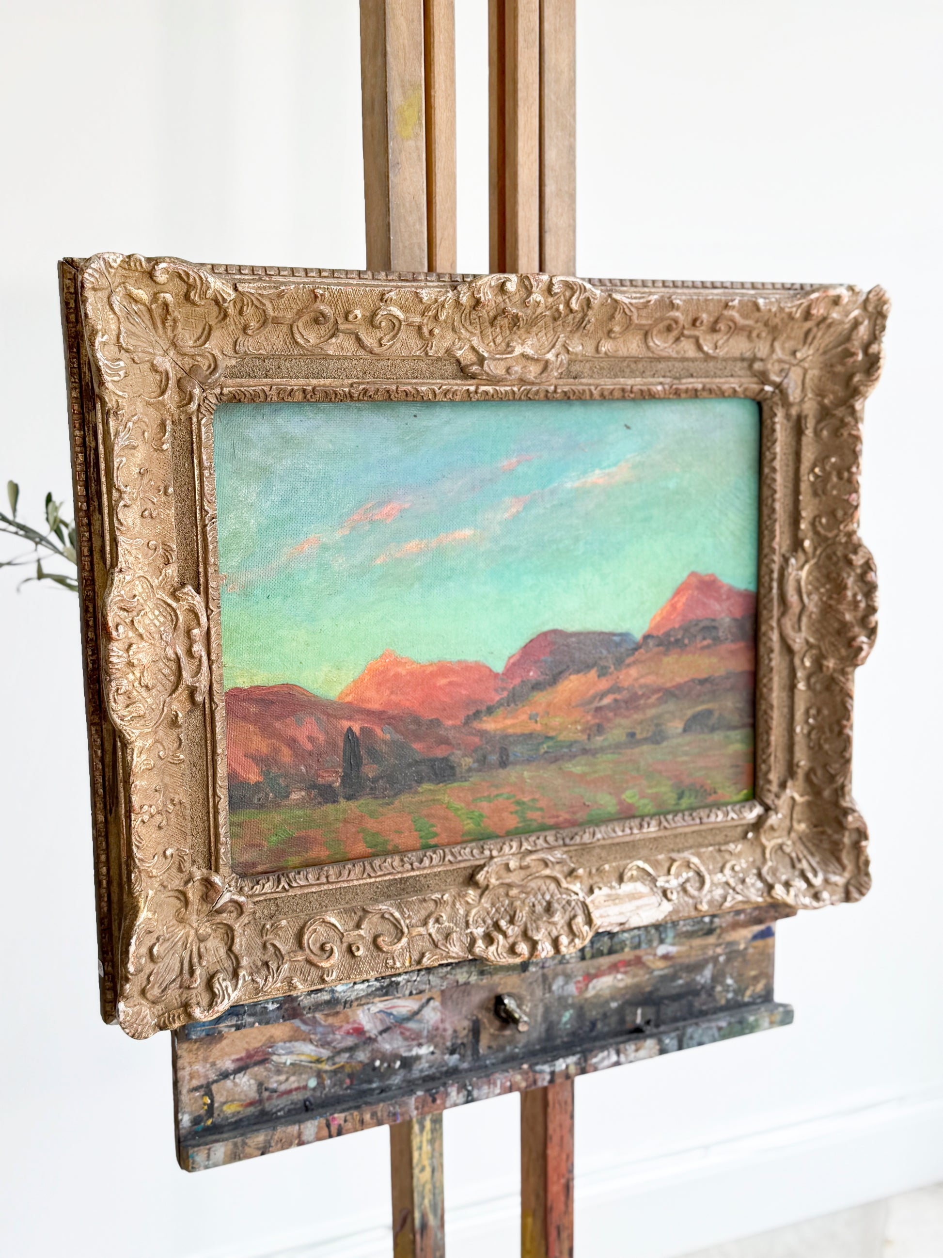 antiques London	
homeware shop London
interior styling objects London and Sussex
antique sourcing UK	
curated antiques	
antique homeware / antique homewares	
decorative antiques	
art and objects	
timeless home decor found objects decor
vintage home accessories
antique art	